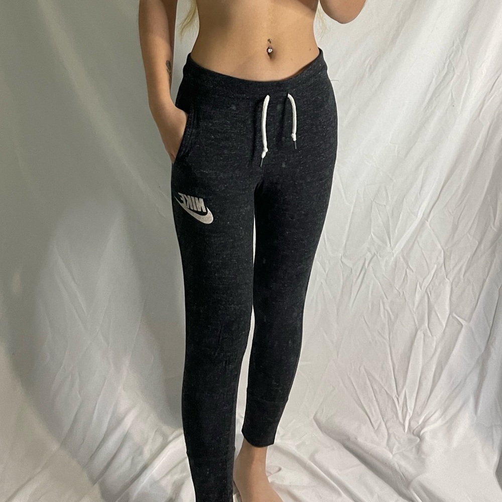 Nike joggers